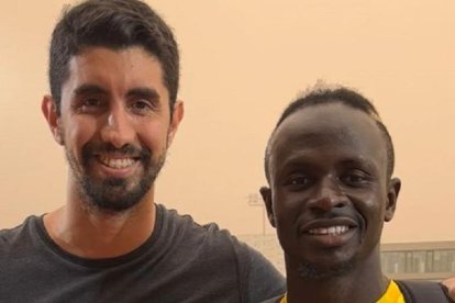 Andrés Ponce y el famoso Sadio Mané de Senegal.