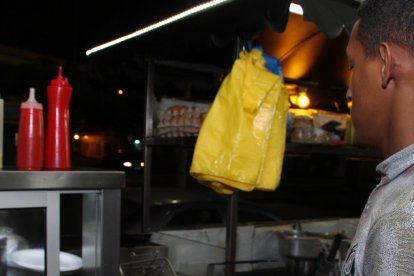 Ante el aumento en el valor del líquido para freír, algunos optan por las porciones moderadas.