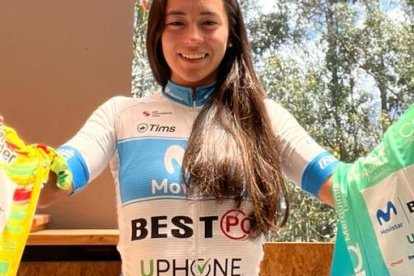 Lo joven ciclista con los maillots a mejor extranjera y sub-23 que ganó en Colombia.