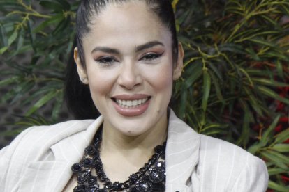 Mayra Jaime compra alimentos preparados.