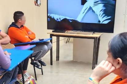 Las mujeres privadas de la libertad estudian y se capacitan, mientras sus niños asisten al Centro de Desarrollo Infantil.