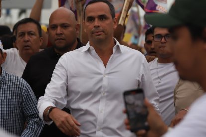 EXTERIORES DEL TCA PREVIO AL DEBATE DE CANDIDATOS A LA ALCALDIA DE GUAYAQUIL ... FD: CARLOS KLINGER .. 15-01-2023