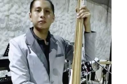 Andy Javier Eusebio  Guale tenía 22 años y tocaba el bajo. Era el mayor de 3 hermanos.