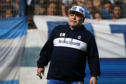 Diego Maradona falleció el 25 de noviembre de 2020.



Soccer Football - Argentina - Juan Carmelo Zerillo Stadium, La Plata, Argentina - September 8, 2019 Diego Maradona during training as new Gimnasia y Esgrima de La Plata coach REUTERS/Agustin Marcarian SOCCER-ARGENTINA/MARADONA