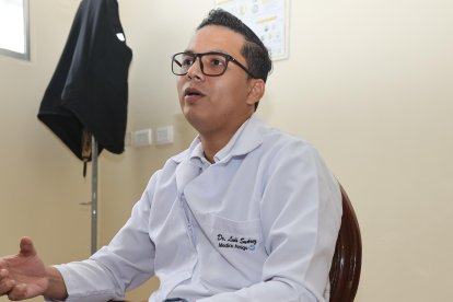 El doctor Luis Suárez asegura que es necesario realizar una atención integral.