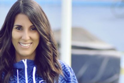 Soleda Patiño es la jefa de prensa del equipo Nueve de Octubre.