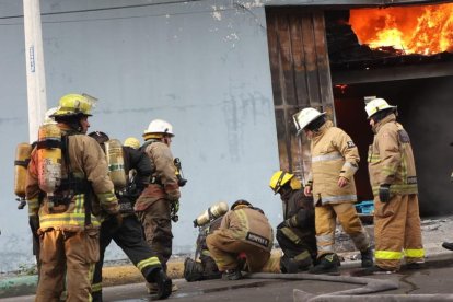 Las llamas conllevaron dificultades para ser apagadas.