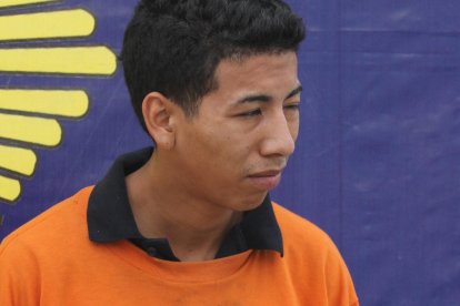 El sujeto fue arrestado por delitos como robo y asesinato. En 2007, incluso estuvo a punto de asesinar a un oficial de Policía durante un robo.Detenido por robo y muerte en sauce.