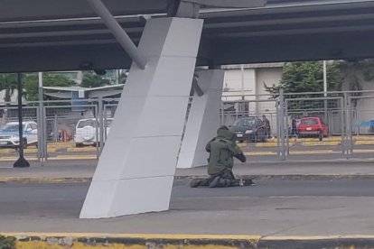 La Policía acordonó la Terminal.