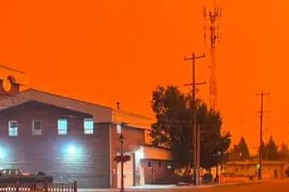 El cielo de Canadá fue 'pintado' por un flagelo.