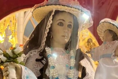 La imagen de la Virgen del Cisne.