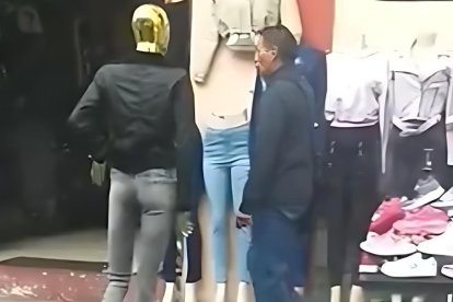 En Cotocollao hay quejas por los espacios públicos tomados por comerciantes.