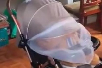 El coche en que se dejaron los cuerpos.