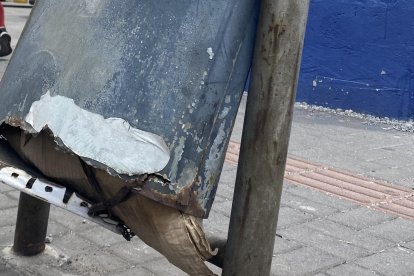 En el norte capitalino piden cambiar este cesto.