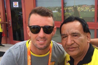 Ángel Encalada junto al Kitu Díaz del mundo Barcelona.