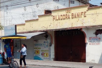 En esta piladora se dio un atentado con explosivos.