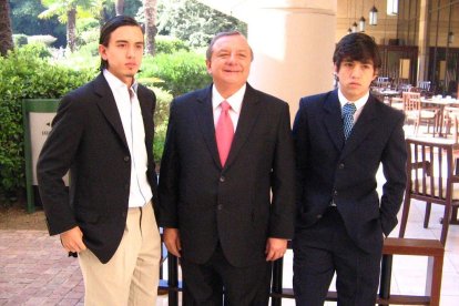 Daniel Noboa en compañía de su papá, el empresario Álvaro Noboa.