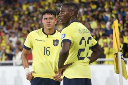 Kendry Páez (izq.) incluso juega ya en la selección absoluta de Ecuador.