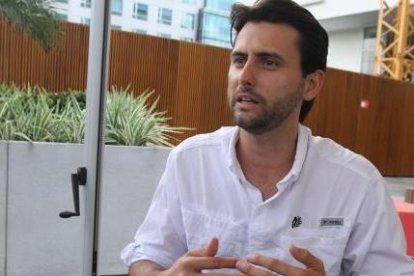 Niel Olsen, ministro de turismo.