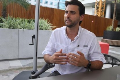 Niel Olsen, ministro de turismo.