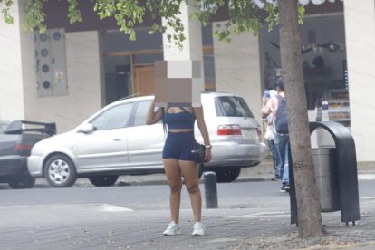 Trabajadoras sexuales en el centro de Guayaquil.