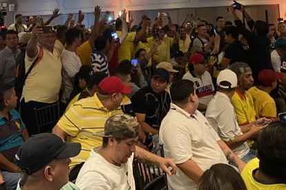 Socios de Barcelona presentes en el lanzamiento de la candidatura de Alfaro Moreno y Antonio Álvarez.