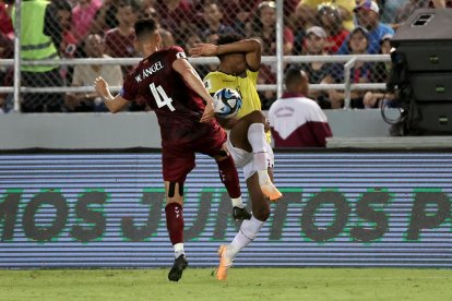 Ecuador visita a Venezuela en Maturín.