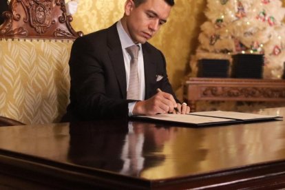 Daniel Noboa derogó decreto que había firmado Guillermo Lasso.