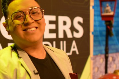 El reportero Leonardo Quezada es conocido como el Lazito de la farándula.