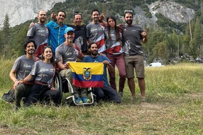 n 2015 sufrió un accidente que lo dejó en silla de ruedas, pero eso ha sido una motivación para seguir escalando montañas. en 2023 hizo su más grande hazaña en la roca llamada el capitán, en estados unidos.