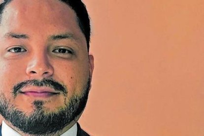 abogado explica si es delito tener un tatuaje.