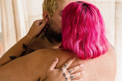 En la parte metabólica, el exceso de grasa corporal puede dañar a las hormonas, afectando al deseo sexual.