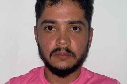 El criminal fue detenido en Guayaquil durante un operativo investigativo que se coordinó con Colombia.