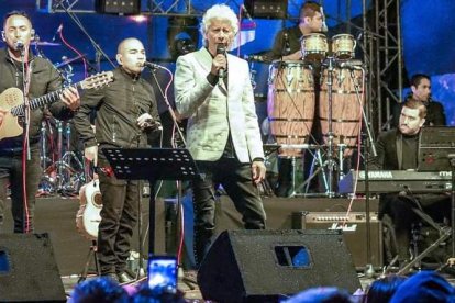 Galy Galiano, cantante colombiano.