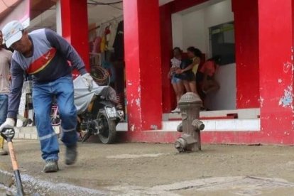 En unos ocho días, la ciudad de Chone estaría limpia.