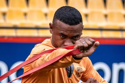 Dixon Arroyo volante de Barcelona para LigaPro y Copa Libertadores.