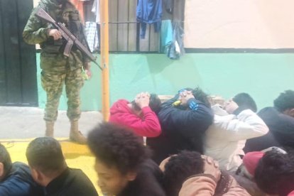 La pesquisa dio como resultado varios detenidos