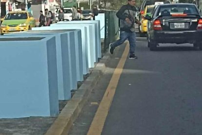 Estas macetas ya han generado más de un problema en Tumbaco.