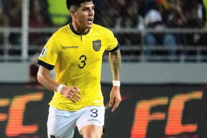 El defensor Piero Hincapié podría llegar a ser el primer ecuatoriano en ganar una Bundesliga con Leverkusen