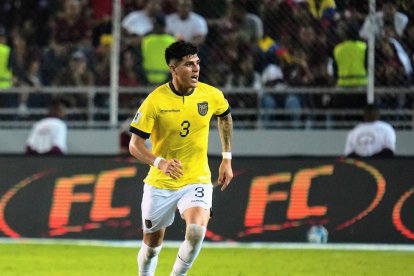 El defensor Piero Hincapié podría llegar a ser el primer ecuatoriano en ganar una Bundesliga con Leverkusen