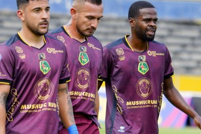 Luis Chango es un show. Es el presidente que cuando habla, dice cosas fuertes. Ahora se fue contra sus propios jugadores.