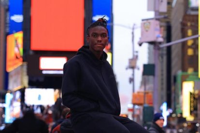 Allen Obando y sus fotos en Times Square.