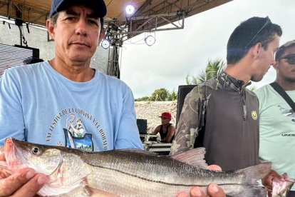 Varias personas participaron en el evento.