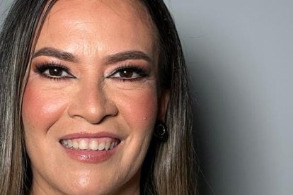 Gisella Bardi 

Hairstaylist y experta en diseño de color