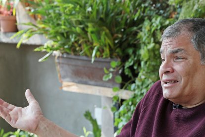 Rafael Correa, expresidente de Ecuador, ha hecho polémicas declaraciones a nivel internacional.