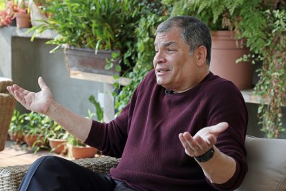 Rafael Correa, expresidente de Ecuador, ha hecho polémicas declaraciones a nivel internacional.