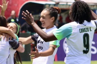 Macará también se mandó su goleada, 4-0 al Quito.