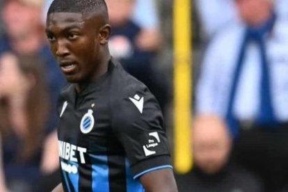 Joel Ordoñez destaca como defensa central en Brujas.