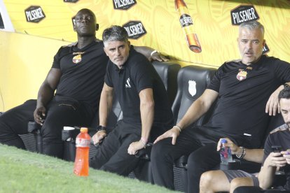 El director técnico Diego López junto a su grupo no seguirá en Barcelona pese a la victoria ante El Nacional