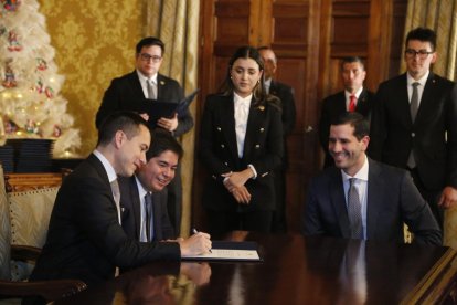 El Presidente Daniel Noboa designó a Roberto Luque como Ministro de Obras Públicas el 24 de noviembre de 2023
